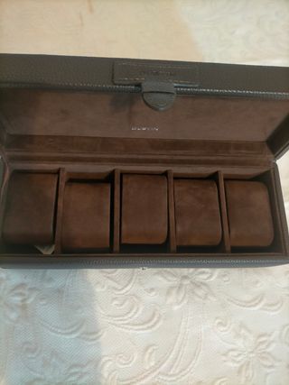 Caja para Relojes de piel.