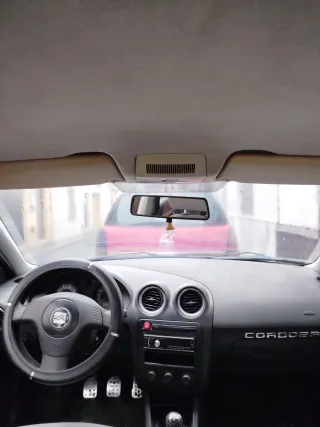 SEAT Cordoba 2004
