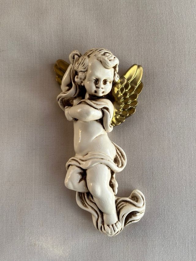 Antiguo Querubin en color crudo y dorado 1960