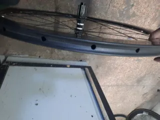 Rueda trasera carbono carretera