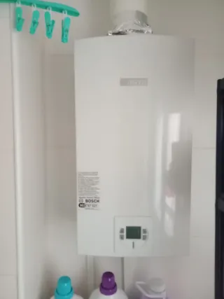 Calentador Bosch Termo Eléctrico