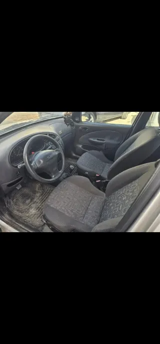 Ford Fiesta 2000