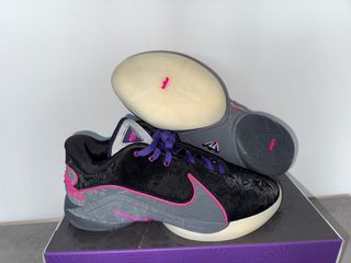 Nike LeBron 22 Scarpe da Ginnastica Nere Viola