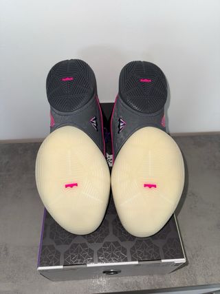 Nike LeBron 22 Scarpe da Ginnastica Nere Viola