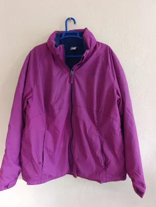 Anorak Fucsia morado Talla XL .