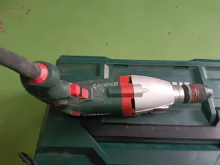 Taladro Metabo con accesorios