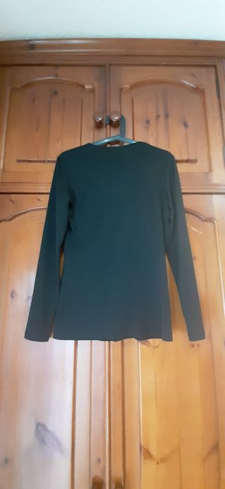 CHAQUETA DE PUNTO NEGRA