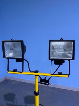 Focos halógenos 2x500W con trípode NUEVO