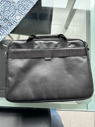 Maletín portátil cuero negro