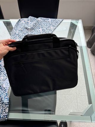 Maletín portátil cuero negro