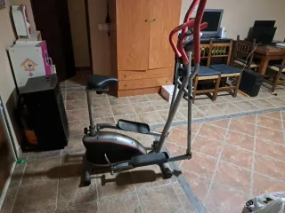 Elíptica de ejercicio