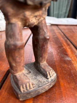 Figura africana Yombe de Congo
