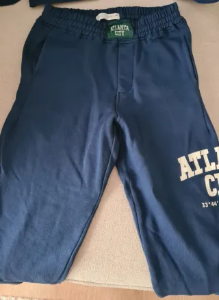 Conjunto chándal niño azul. 10-11-12 años. DE ZARA