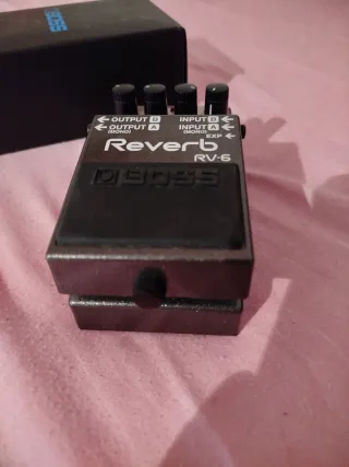 Pedal Reverb-Delay Boss RV-6