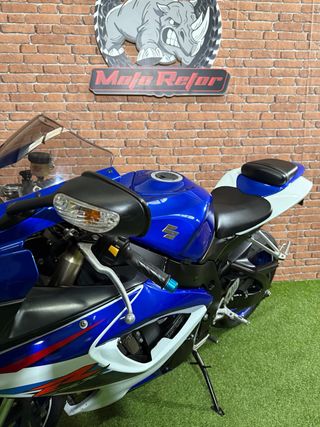 Suzuki gsxr 600 k7