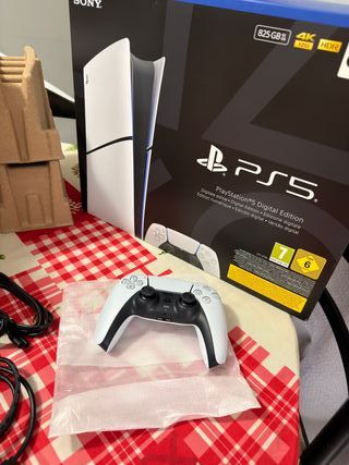 PlayStation 5 Edición Digital Blanca