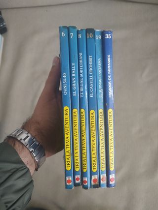 6 libros de la colección "tria la teva aventura"