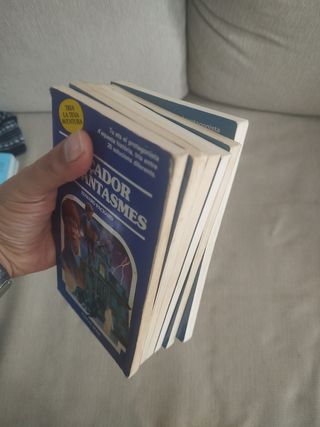 6 libros de la colección "tria la teva aventura"