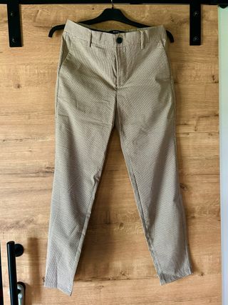 Pantalón de pinza cuadros beige y marrón