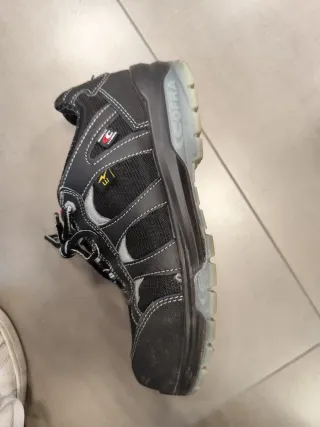 Zapatos de seguridad COFRA negros