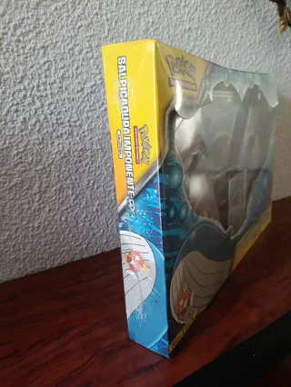 Caja Pokémon Salpicadura Imponente GX