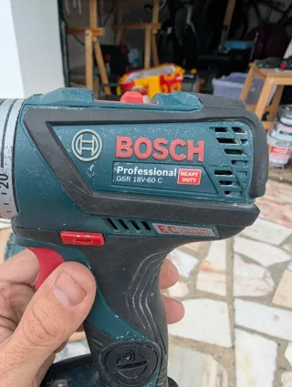 Berbequim Bosch Professional GSR 18V-60