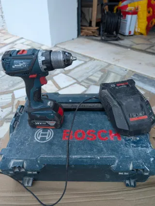 Berbequim Bosch Professional GSR 18V-60
