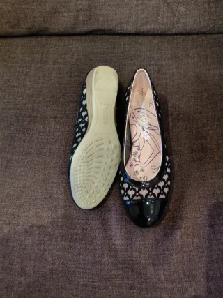 Zapatos Pitillos Marrones/Rojos Talla 37