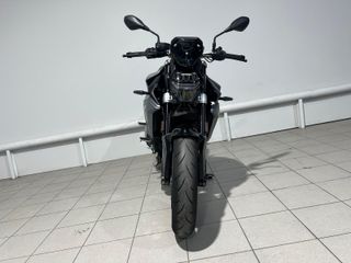 BMW F 900 R - Reducción de altura