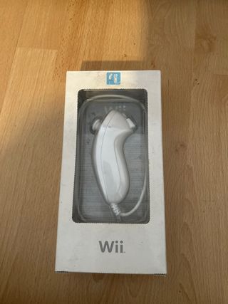 Wii Nunchuk Original + Regalo Resident evil 4 Wii