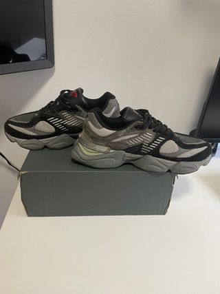 New Balance 9060 Negro Gris