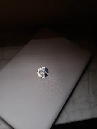 Portátil HP Plata y Negro