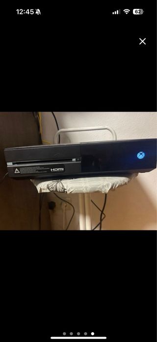 Xbox One + Kinect + 2 controller + Giochi