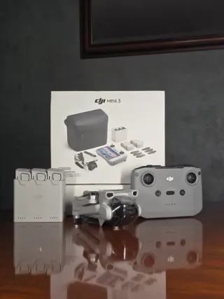 Dron DJI Mini 3 Fly More Combo