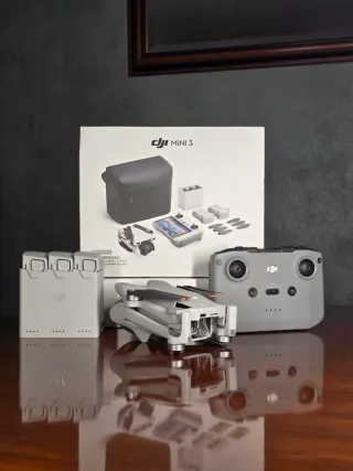 Dron DJI Mini 3 Fly More Combo