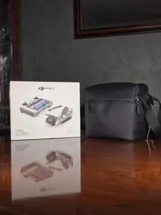 Dron DJI Mini 3 Fly More Combo