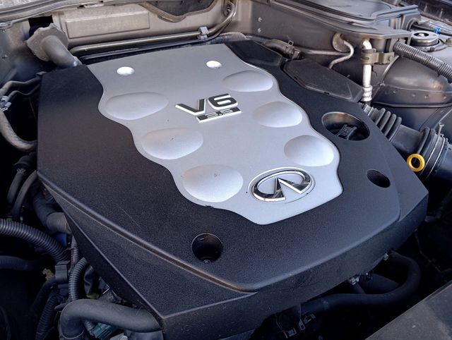Infiniti FX37 2008