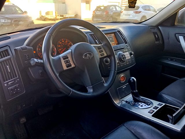 Infiniti FX37 2008