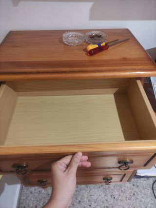 Sinfonier y Mesita de Noche Madera