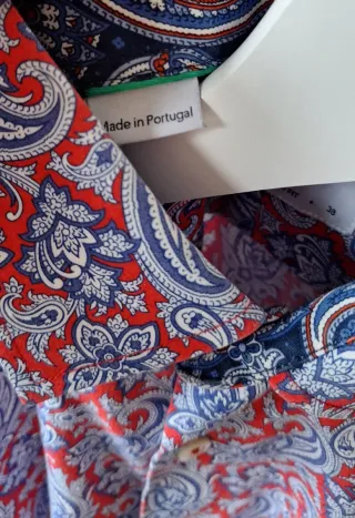 Camisa elegante estampada