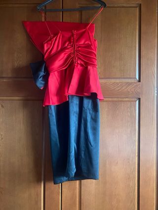 Vestido fiesta rojo y negro