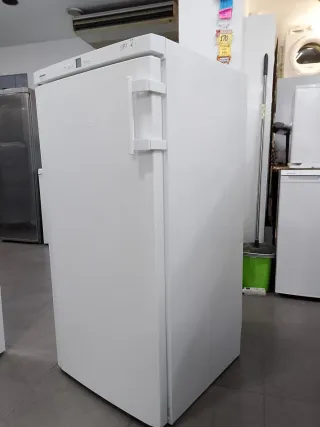 Congelador Liebherr blanca