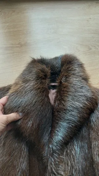 Pelliccia vintage stupenda e caldissima.