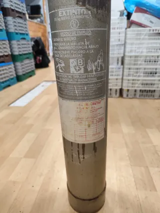 Extintor plateado año 98