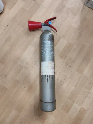 Extintor plateado año 98