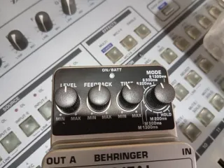 Behringer DD400 Digital Delay Pedal