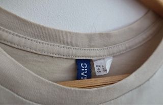 Camiseta manga corta beige crema calavera