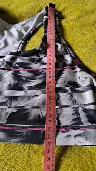 Top deportivo Puma multicolor