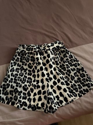Bermudas Zara tiro alto, goma en la cintura