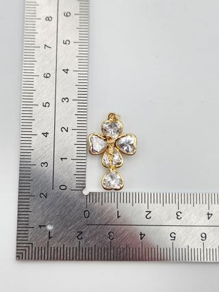 Colgante de Oro 18K, Cruz Corazones, 2,97gr, 2,5cm